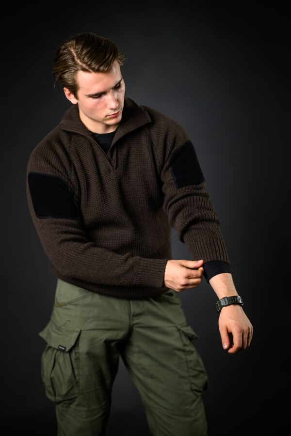 Finnmark Half Zip Sweater - Image 10