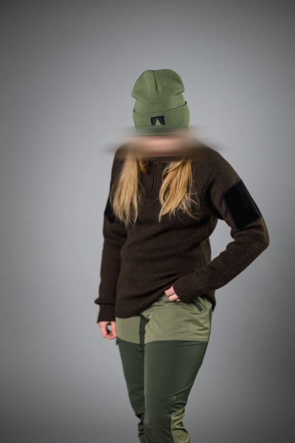 Finnmark Half Zip Sweater - Image 15