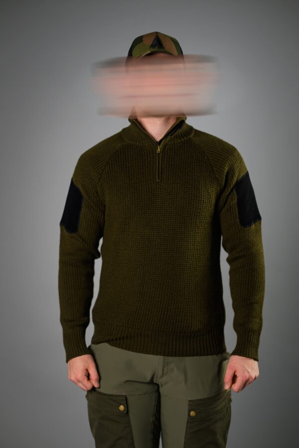 Finnmark Half Zip Sweater - Image 12