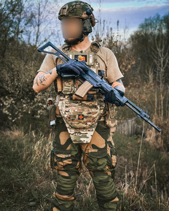 NorArm Tactical - the Warfighters choice.

@cantfucknhurtme in Ukraine in our Kandahar Combat Pants. As always, stay safe, but make your ancestors proud ✊🏼